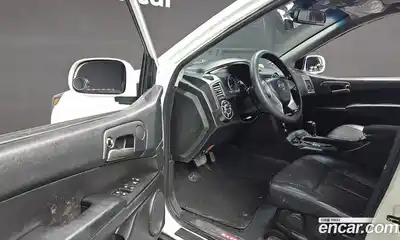 SsangYong Korando 2016 2.0 Автомат в Москве № 28771, миниатюра 11