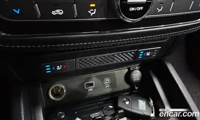 SsangYong Rexton 2019 2.2 Автомат в Москве № 290715, миниатюра 3