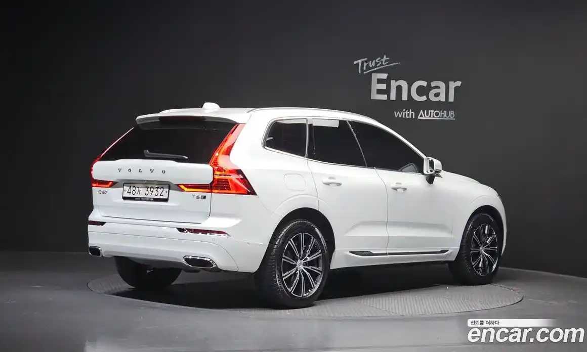 Volvo XC60 2019 2.0 Автомат в Москве № 293852, фото 5