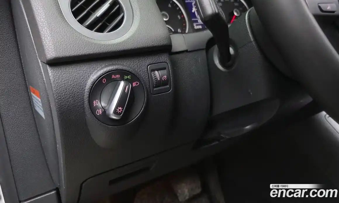 Volkswagen Tiguan 2016 2.0 Автомат в Москве № 301302, фото 7