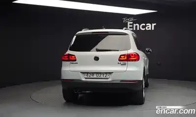 Volkswagen Tiguan 2016 2.0 Автомат в Москве № 301302, миниатюра 10