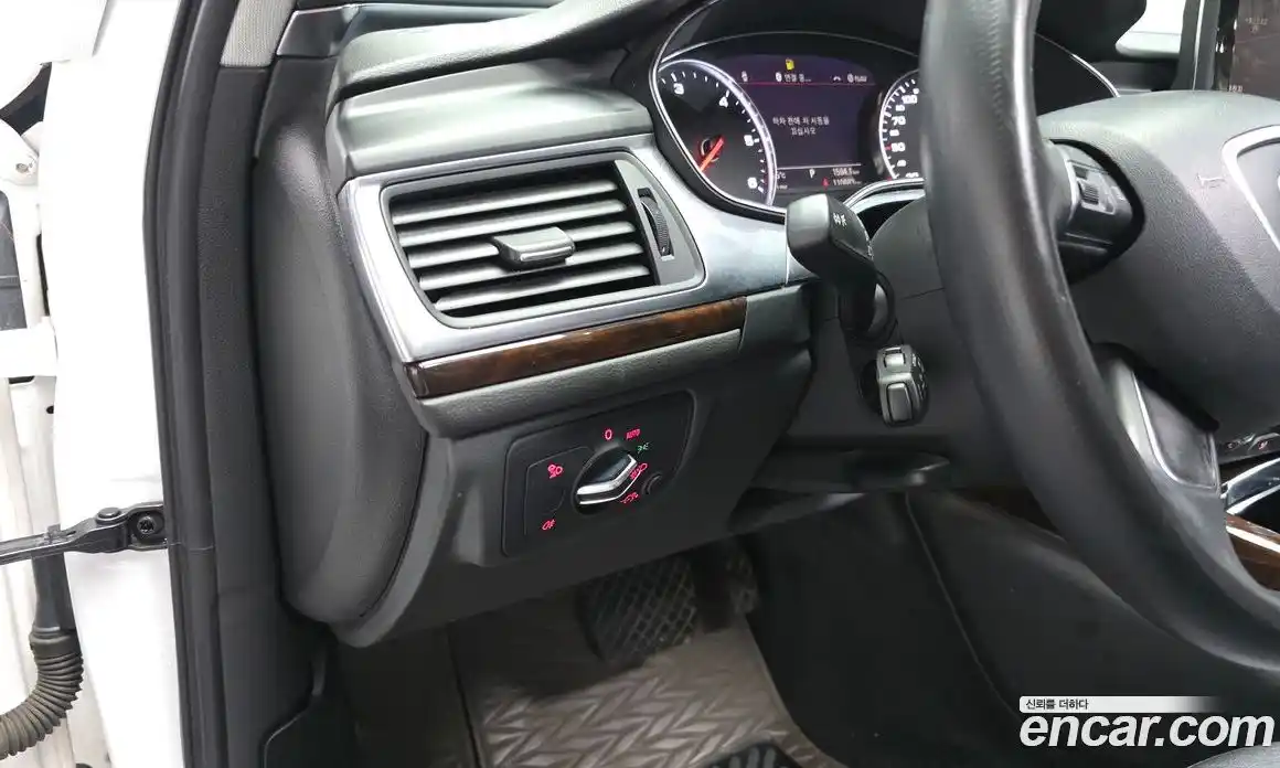 Audi A6 2015 3.0 Автомат в Москве № 312074, фото 13