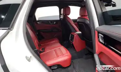 Porsche Cayenne 2021 3.0 Автомат в Москве № 312927, миниатюра 12
