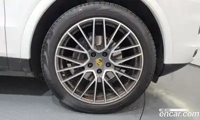 Porsche Cayenne 2021 3.0 Автомат в Москве № 312927, миниатюра 5