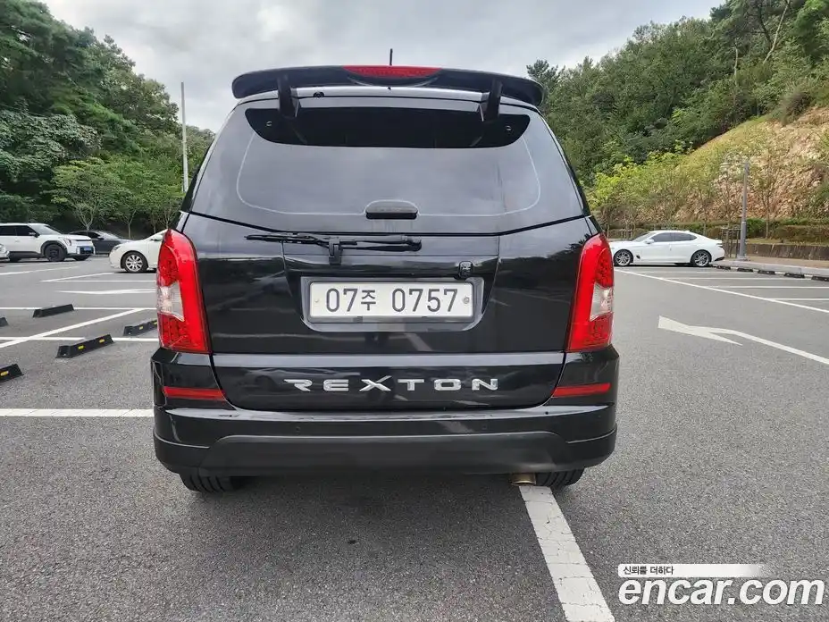 SsangYong Rexton 2016 2.2 Автомат в Москве № 32217, фото 4