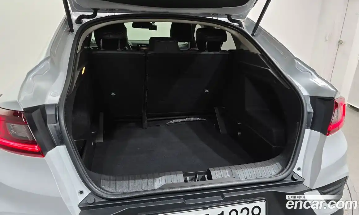 Renault XM3 2023 1.6 Автомат в Москве № 333717, фото 14