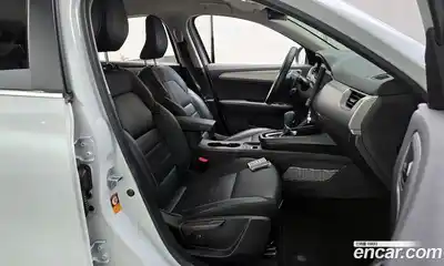 Renault XM3 2023 1.6 Автомат в Москве № 333717, миниатюра 3