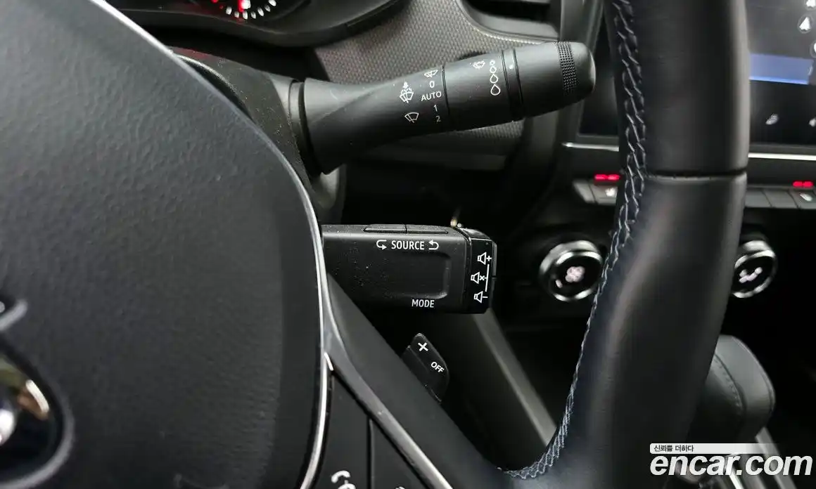 Renault XM3 2023 1.6 Автомат в Москве № 333717, фото 8