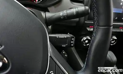 Renault XM3 2023 1.6 Автомат в Москве № 333717, миниатюра 8