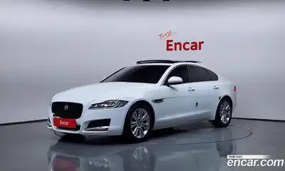 Jaguar XF 2017 2.0 Автомат в Москве № 335781, миниатюра 11