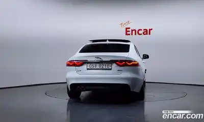 Jaguar XF 2017 2.0 Автомат в Москве № 335781, миниатюра 7