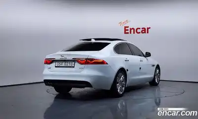 Jaguar XF 2017 2.0 Автомат в Москве № 335781, миниатюра 8