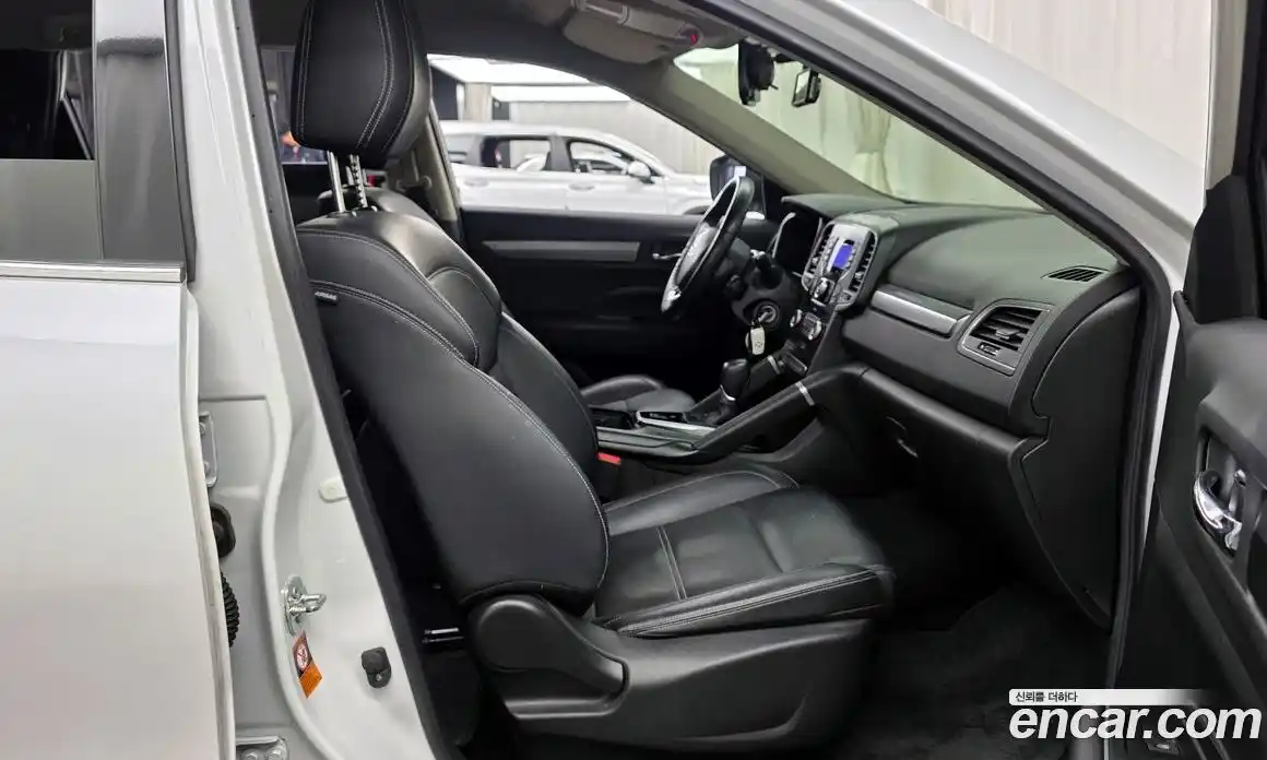 Renault QM6 2022 2.0 Автомат в Москве № 356165, фото 11