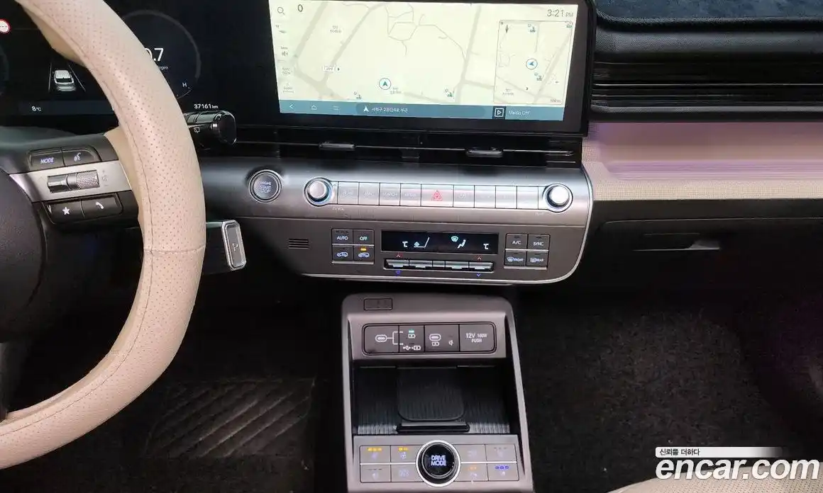 Hyundai Kona 2023 1.6 Автомат в Москве № 357299, фото 16