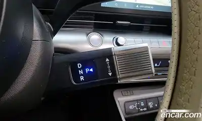 Hyundai Kona 2023 1.6 Автомат в Москве № 357299, миниатюра 9