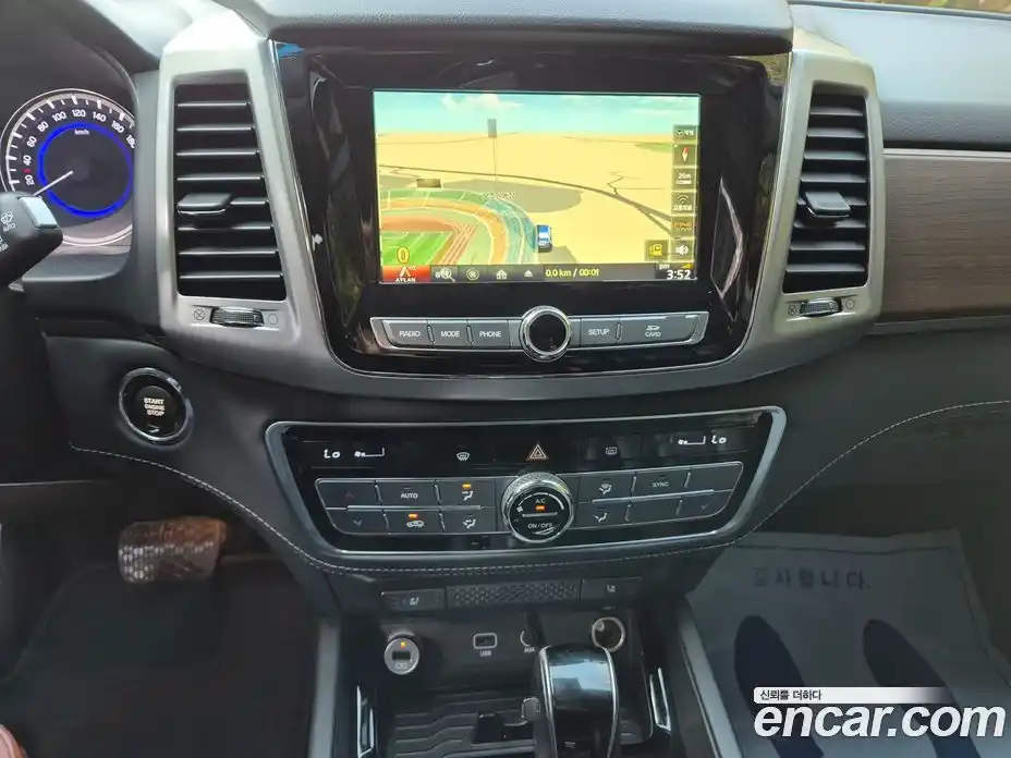 SsangYong Rexton 2018 2.2 Автомат в Москве № 35779, фото 15