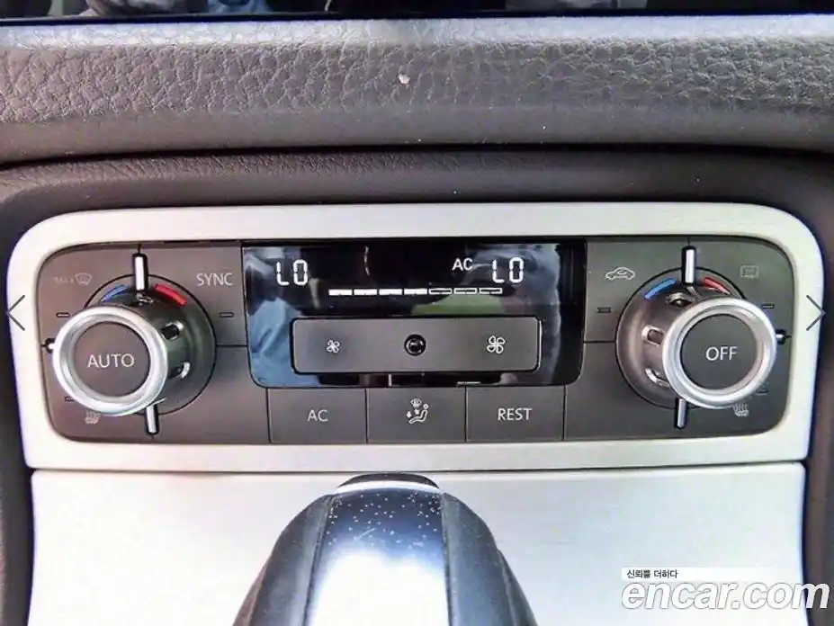 Volkswagen Touareg 2012 3.0 Автомат в Москве № 359182, фото 11