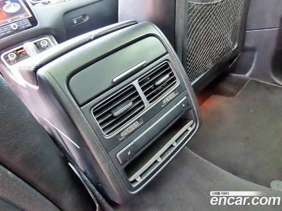 Volkswagen Touareg 2012 3.0 Автомат в Москве № 359182, фото 14