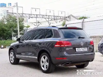 Volkswagen Touareg 2012 3.0 Автомат в Москве № 359182, миниатюра 3