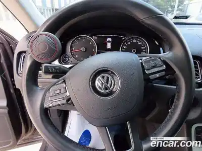 Volkswagen Touareg 2012 3.0 Автомат в Москве № 359182, миниатюра 8