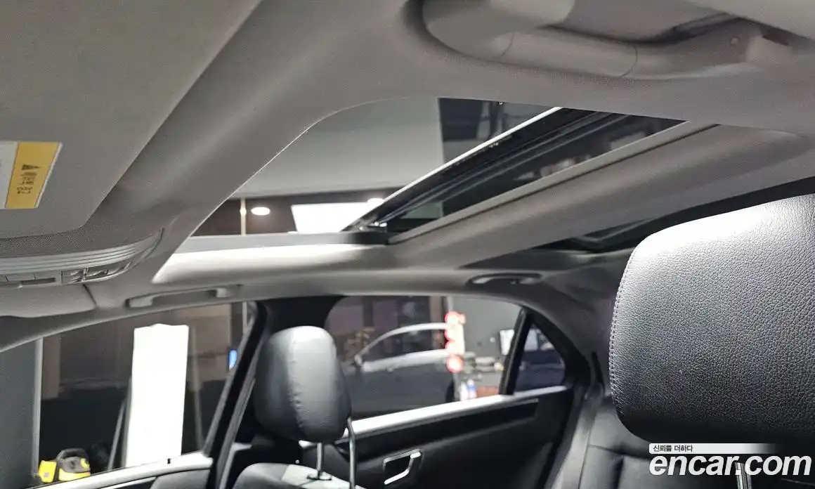 Mercedes-Benz E-Class 2011 3.5 Автомат в Москве № 372312, фото 16