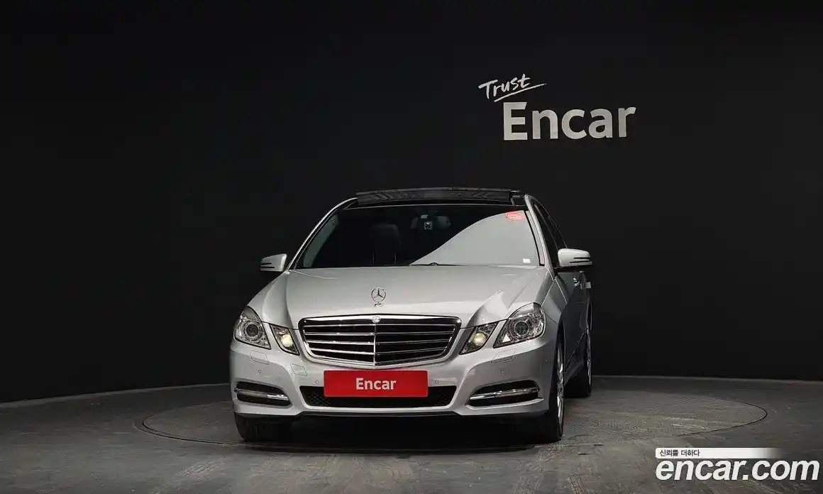 Mercedes-Benz E-Class 2011 3.5 Автомат в Москве № 372312, фото 3