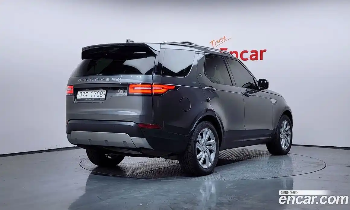 Land Rover Discovery 2019 3.0 Автомат в Москве № 374797, фото 2