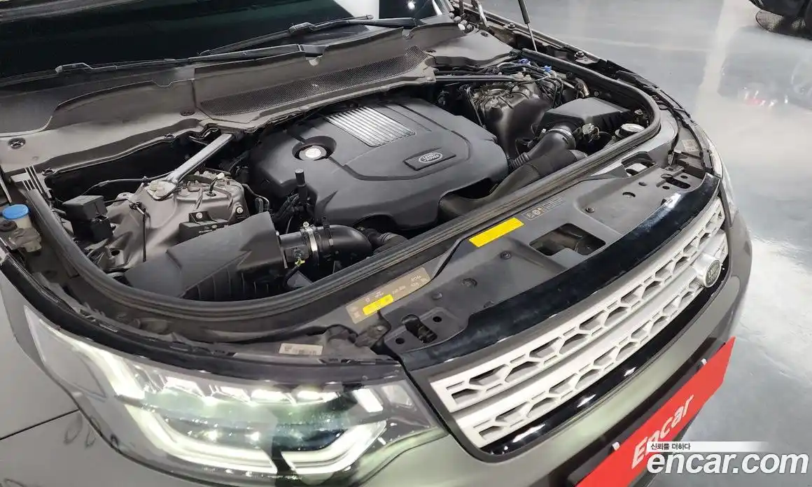 Land Rover Discovery 2019 3.0 Автомат в Москве № 374797, фото 6