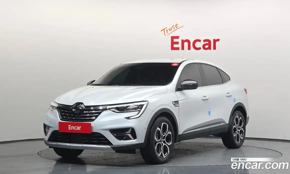 Renault XM3 2023 1.3 Автомат в Москве № 382002, фото 1