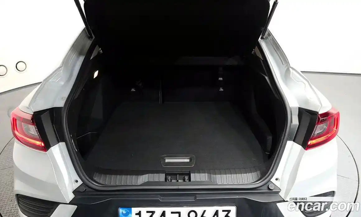 Renault XM3 2023 1.3 Автомат в Москве № 382002, фото 20