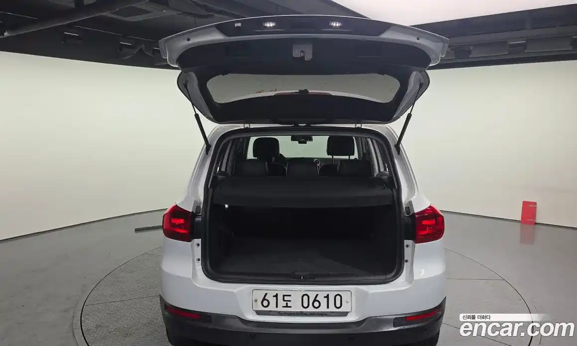 Volkswagen Tiguan 2016 2.0 Автомат в Москве № 400577, фото 20