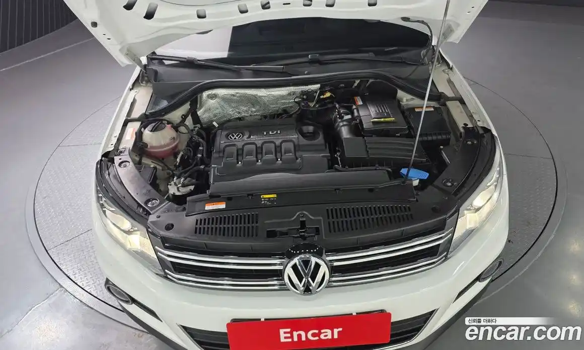 Volkswagen Tiguan 2016 2.0 Автомат в Москве № 400577, фото 6