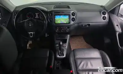 Volkswagen Tiguan 2016 2.0 Автомат в Москве № 400577, миниатюра 7