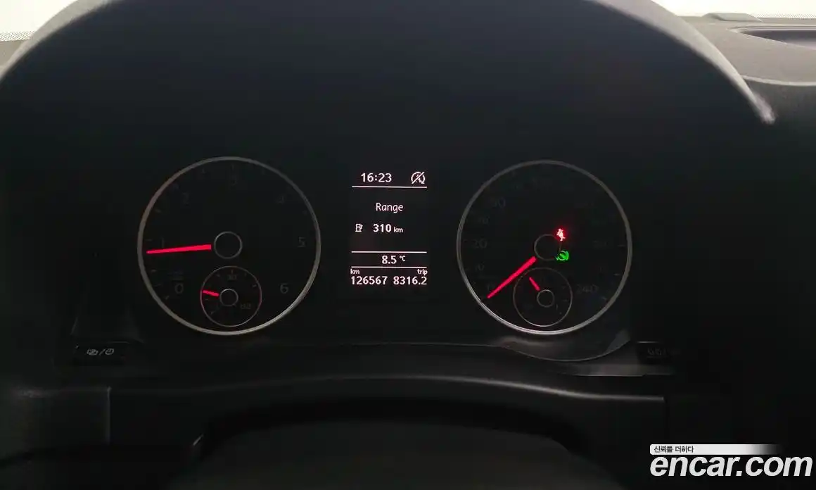 Volkswagen Tiguan 2016 2.0 Автомат в Москве № 400577, фото 8