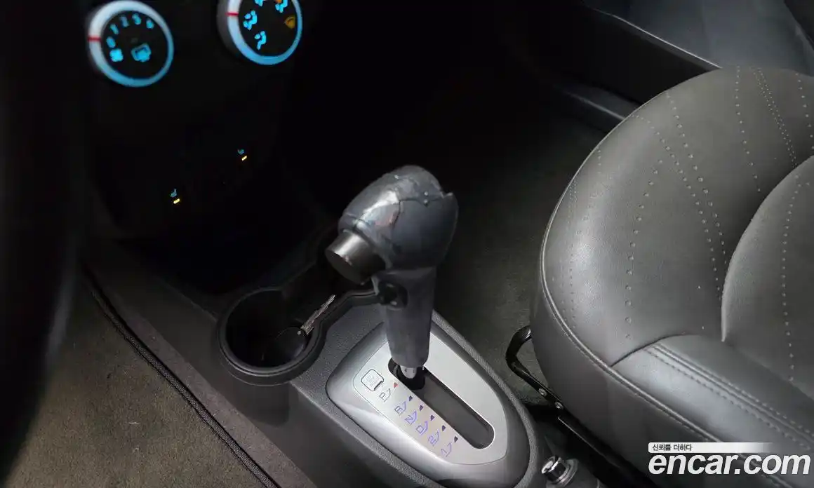 Chevrolet Spark 2013 1.0 Автомат в Москве № 40517, фото 16