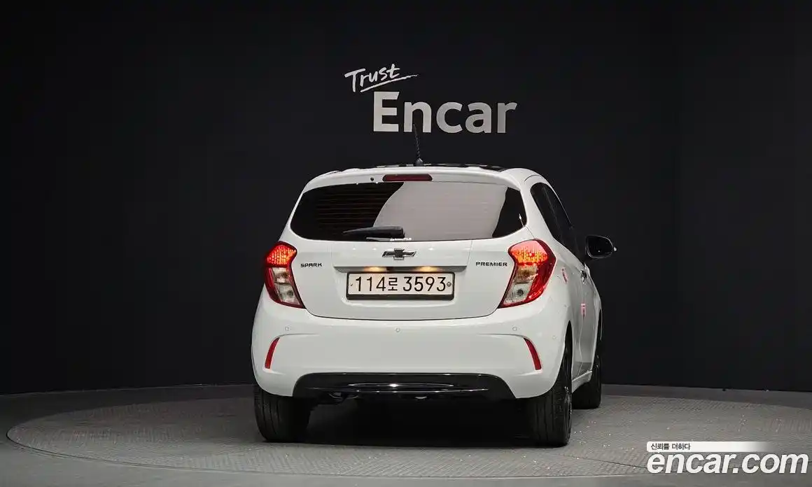 Chevrolet Spark 2022 1.0 Автомат в Москве № 410979, фото 4