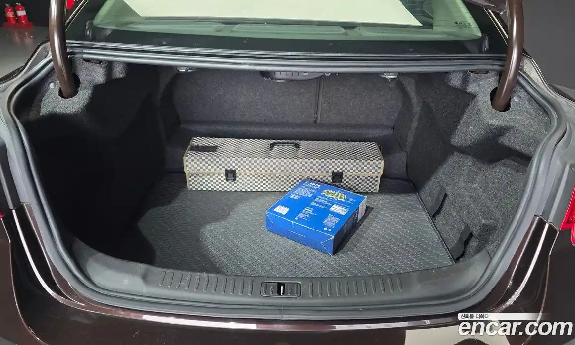 Chevrolet Malibu 2014 2.4 Автомат в Москве № 422287, фото 20