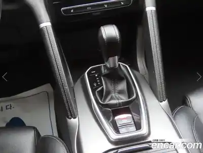 Renault QM6 2023 2.0 Автомат в Москве № 424232, миниатюра 11