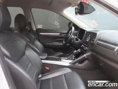 Renault QM6 2023 2.0 Автомат в Москве № 424232, миниатюра 6