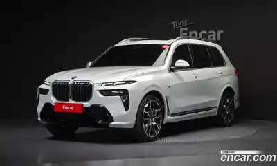 BMW X7, 2025