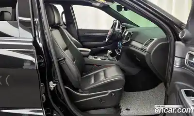 Jeep Cherokee 2020 3.6 Автомат в Москве № 432728, миниатюра 11