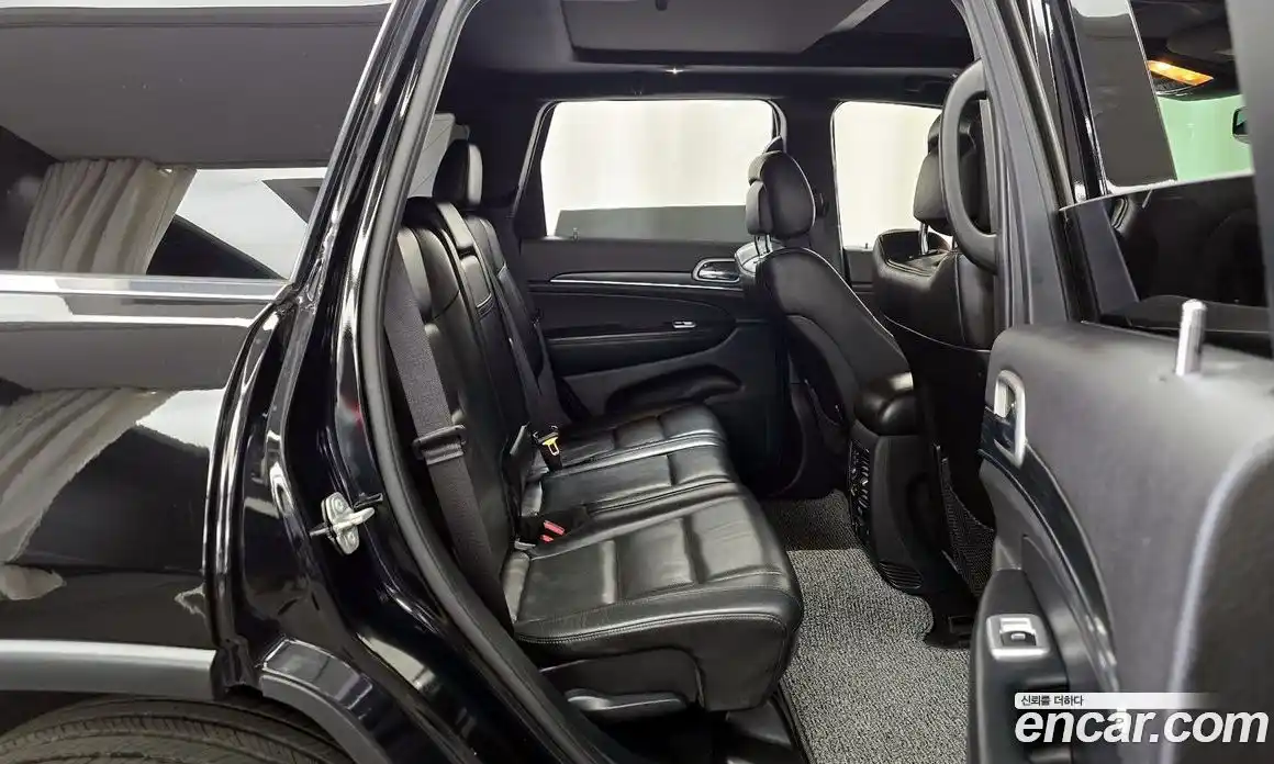 Jeep Cherokee 2020 3.6 Автомат в Москве № 432728, фото 12