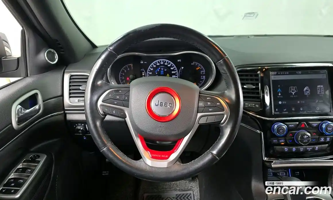 Jeep Cherokee 2020 3.6 Автомат в Москве № 432728, фото 13