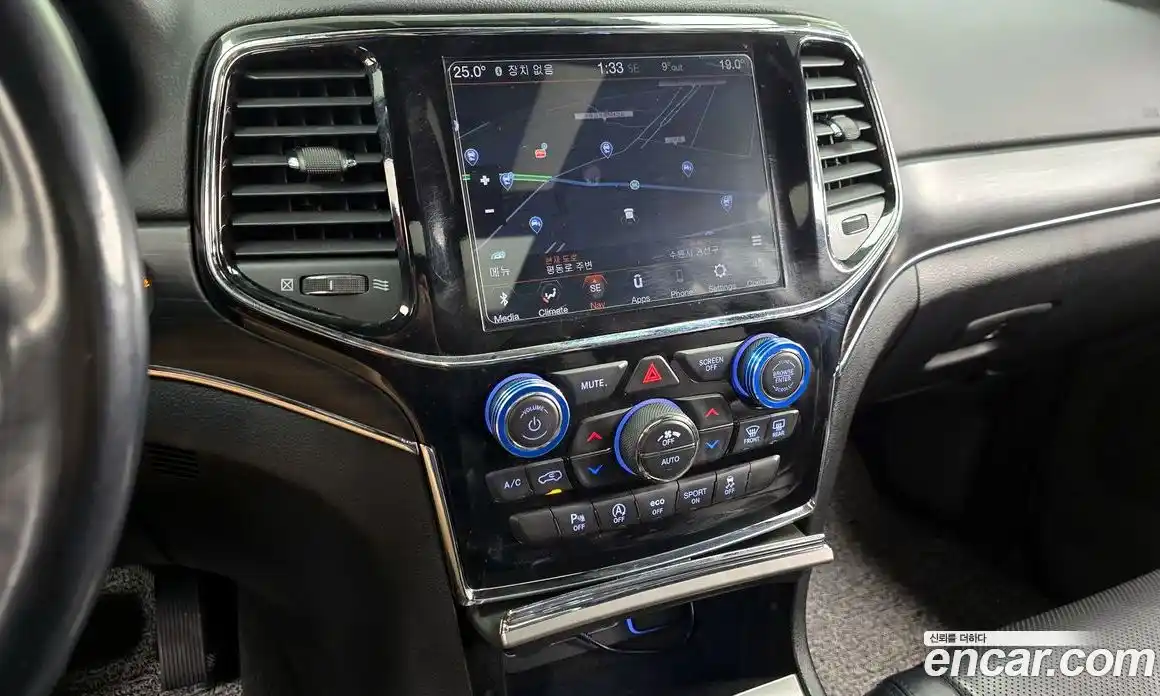 Jeep Cherokee 2020 3.6 Автомат в Москве № 432728, фото 14