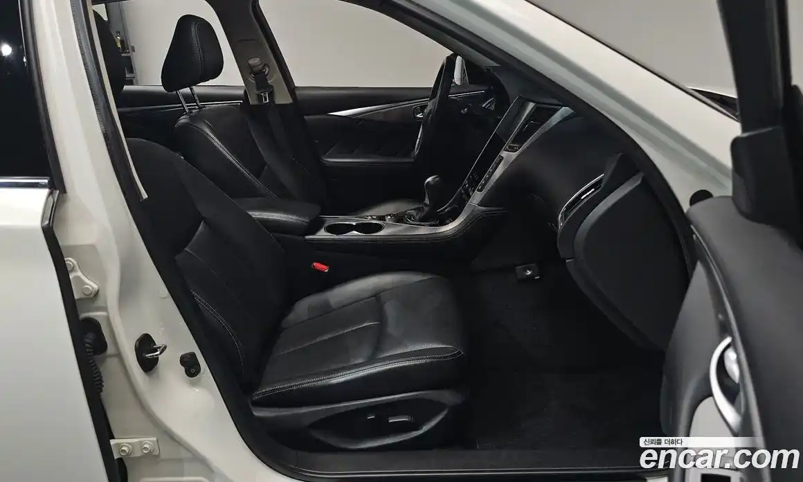 Infiniti Q50 2016 2.1 Автомат в Москве № 433524, фото 10