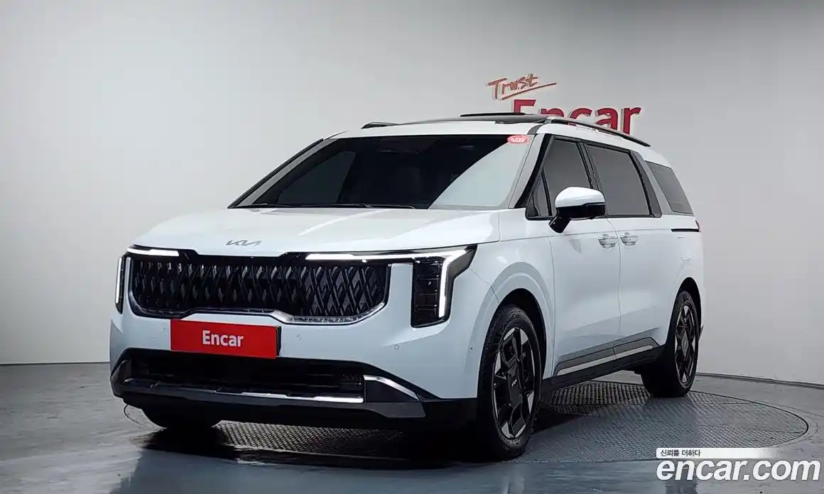 Kia Canival 2025 1.6 Автомат в Москве № 451094, фото 1