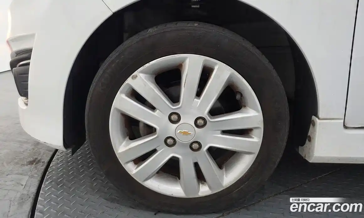 Chevrolet Spark 2014 1.0 Автомат в Москве № 455228, фото 5