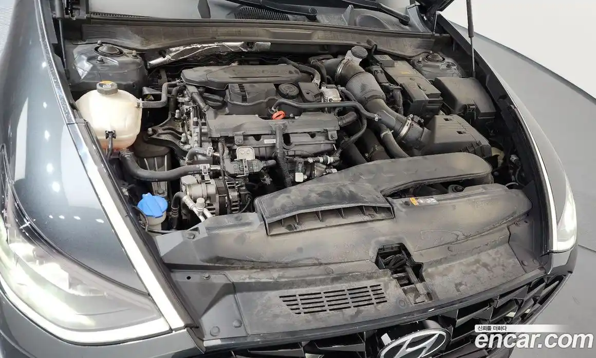 Hyundai Sonata 2022 1.6 Автомат в Москве № 46894, фото 4