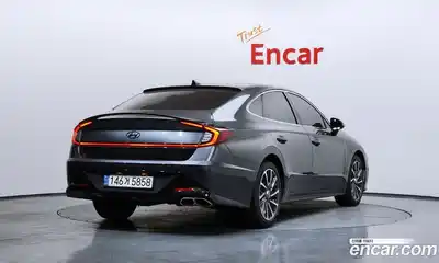 Hyundai Sonata 2022 1.6 Автомат в Москве № 46894, миниатюра 9