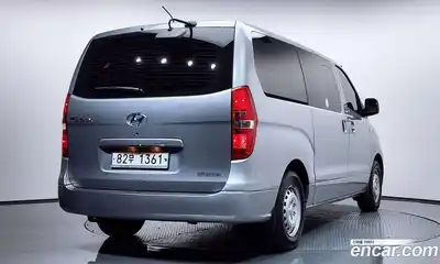 Hyundai Starex 2018 2.5 Механическая в Москве № 47018, миниатюра 12